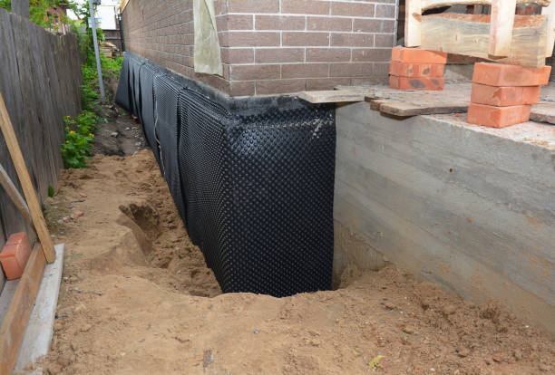 Happy homeowners after waterproofing job in Walbridge